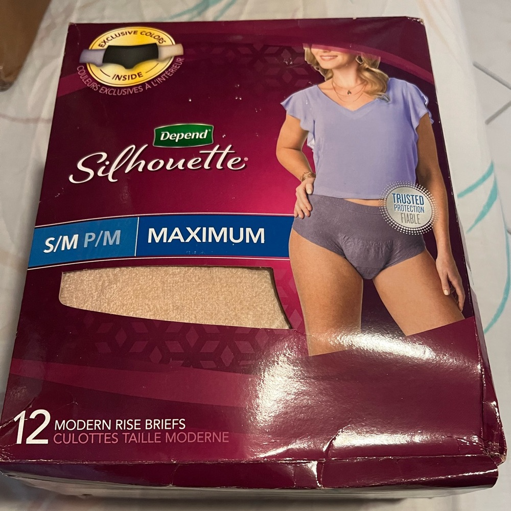 Brand new Depend Silhouette Incontinence Underwear for Women,, S/M, 12 Count